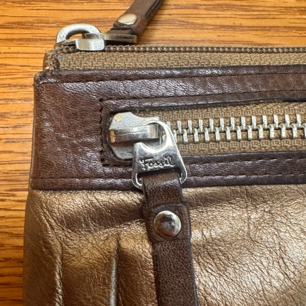 Fossil Metallic Bronze Genuine Leather Slim Bifold Wallet Organizer‎ Clutch